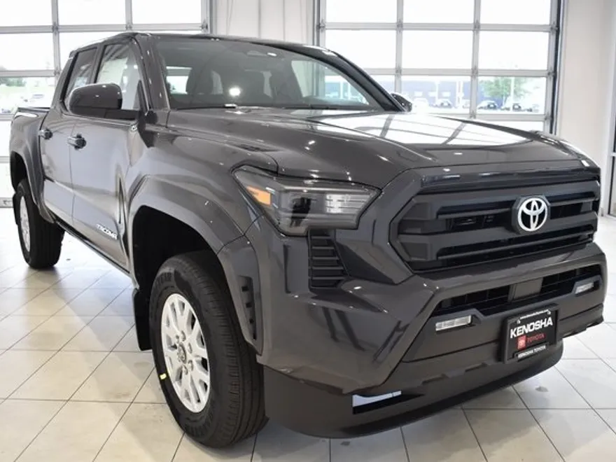 2025 Toyota Tacoma SR5 Double Cab photo 1
