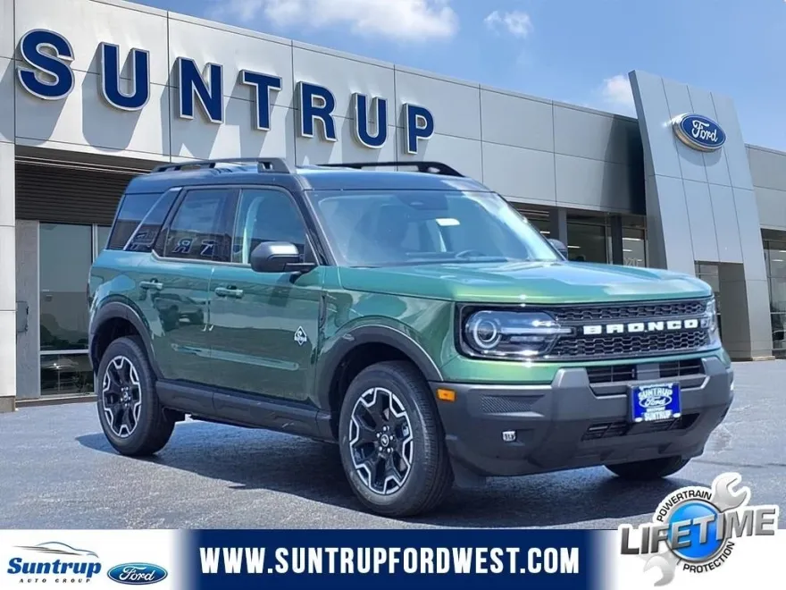 2025 Ford Bronco Sport Outer Banks photo 1