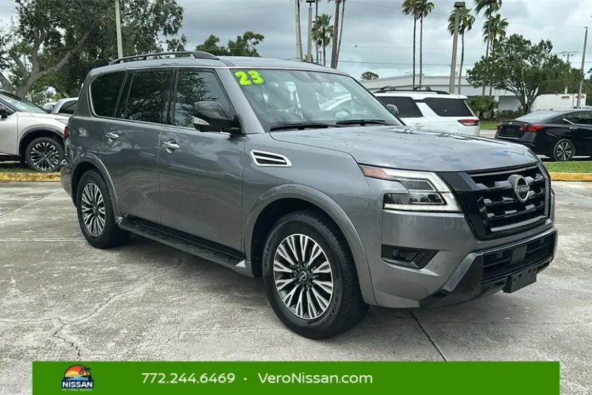 2023 Nissan Armada SL photo 1