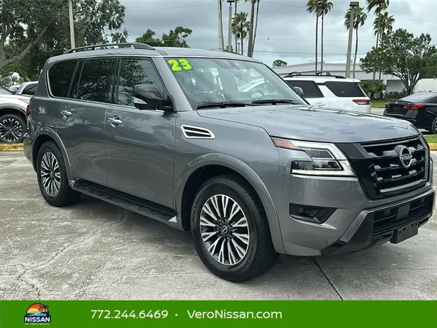 2023 Nissan Armada SL photo 1