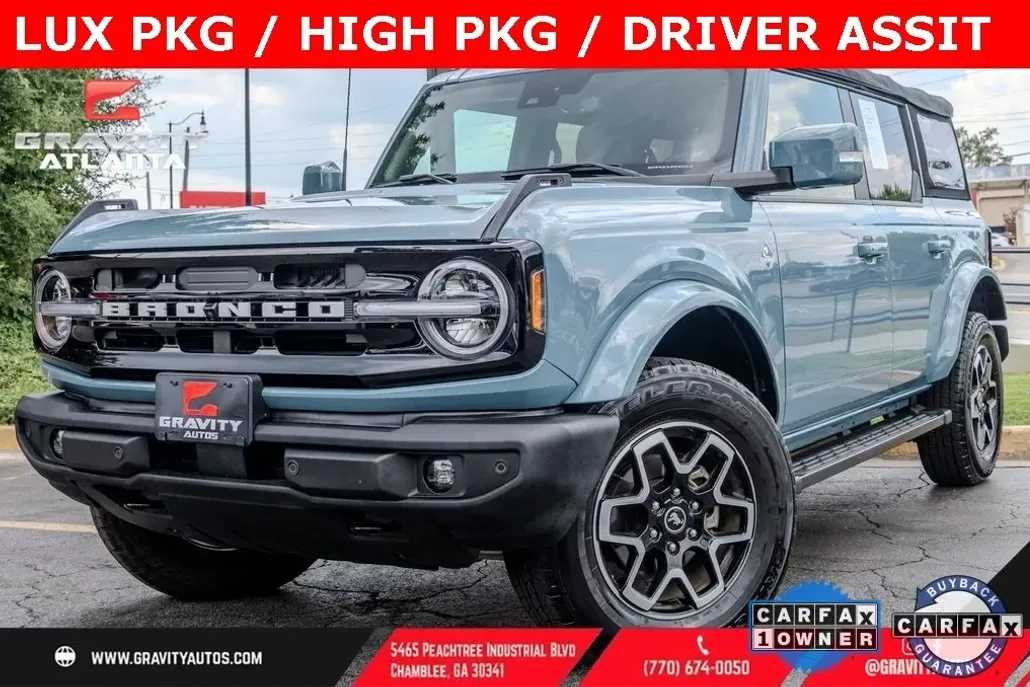 2023 Ford Bronco Outer Banks photo 1