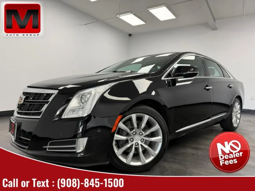 2017 Cadillac XTS Luxury photo 1