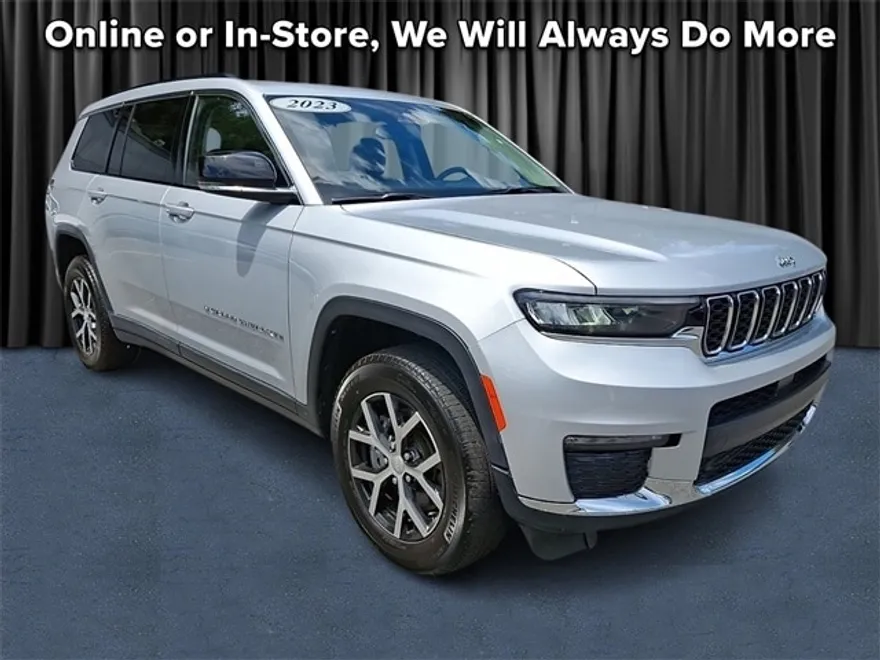 2023 Jeep Grand Cherokee Limited photo 1