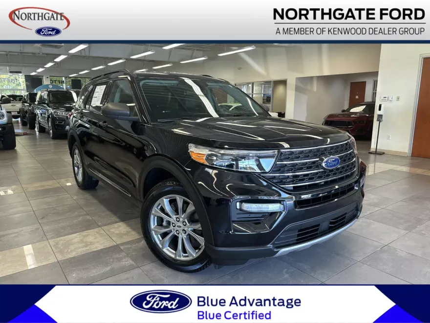 2022 Ford Explorer XLT photo 1