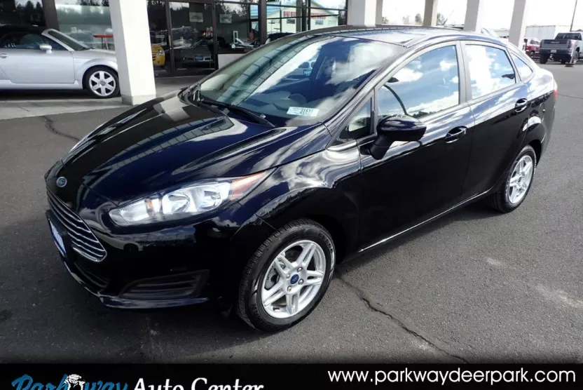 2019 Ford Fiesta SE photo 1