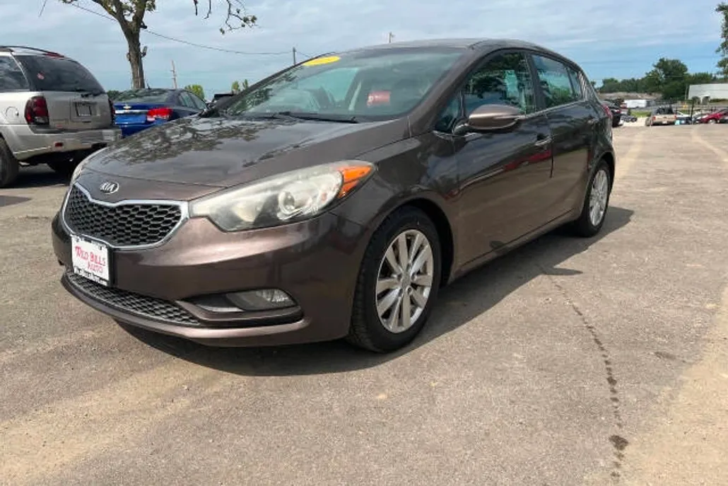 2015 Kia Forte EX photo 1