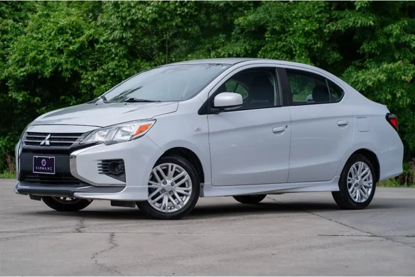 2021 Mitsubishi Mirage G4 LE photo 1