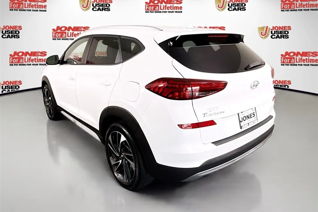 2020 Hyundai Tucson Sport photo 1