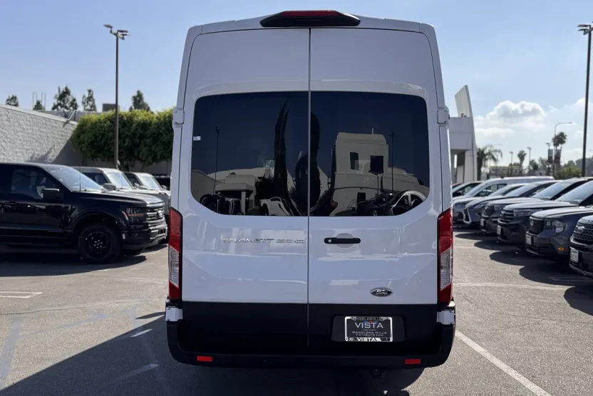 2024 Ford Transit Passenger XL photo 1
