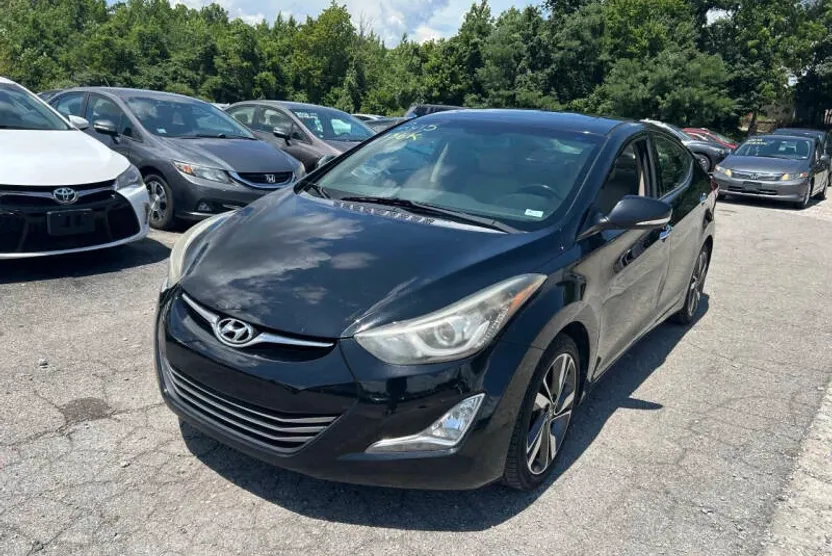 2015 Hyundai Elantra Limited photo 1