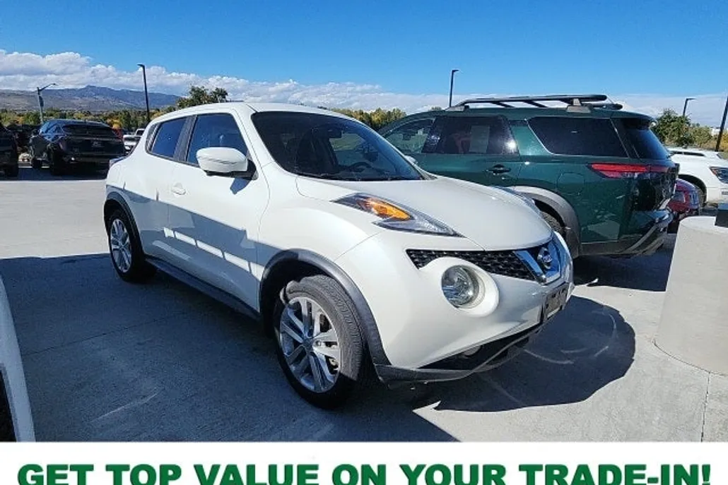 2016 Nissan Juke SL photo 1
