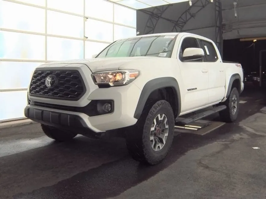 2021 Toyota Tacoma TRD Off-Road photo 1