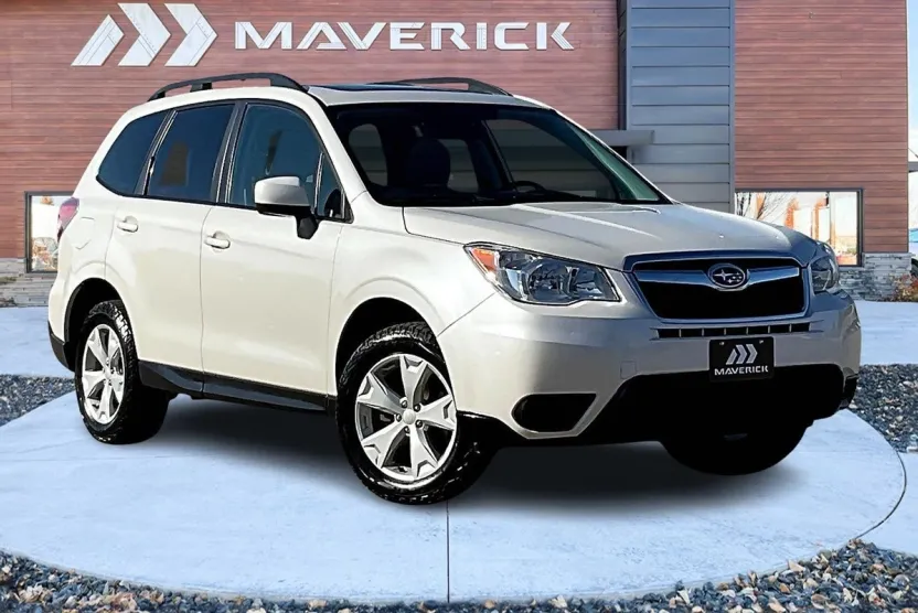 2015 Subaru Forester 2.5i Premium photo 1