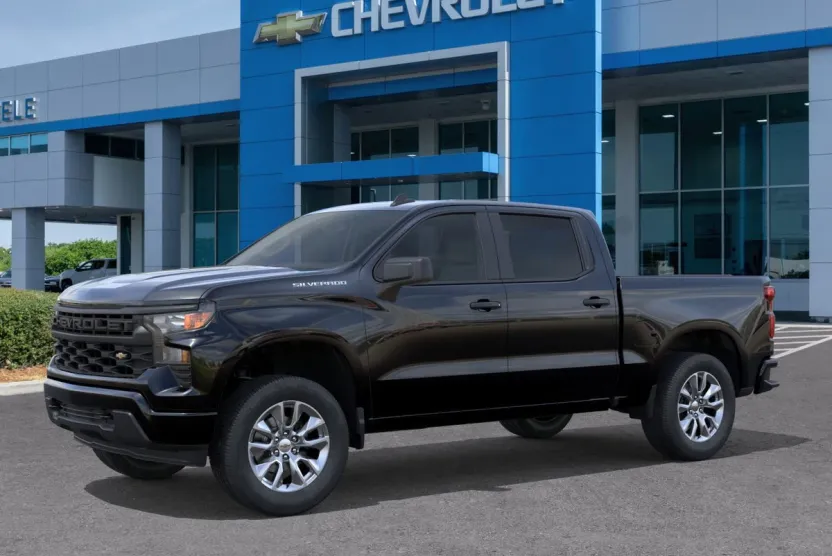2026 Chevrolet Silverado 1500 Custom photo 1