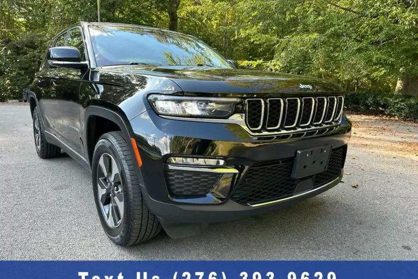2024 Jeep Cherokee Limited 4xe photo 1