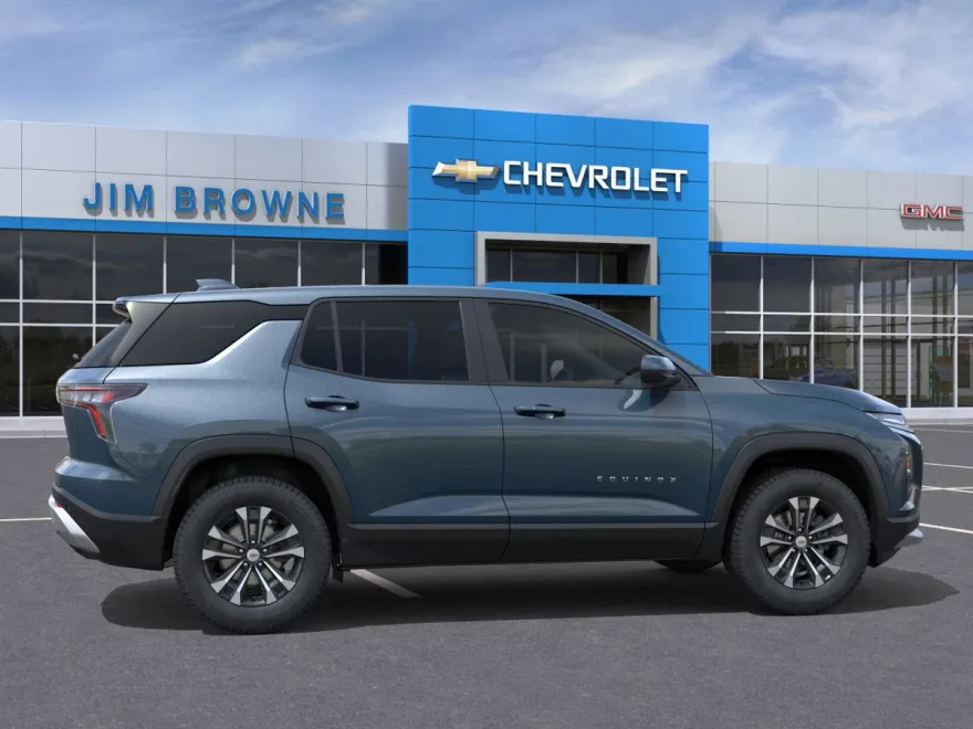 2026 Chevrolet Equinox LT photo 1