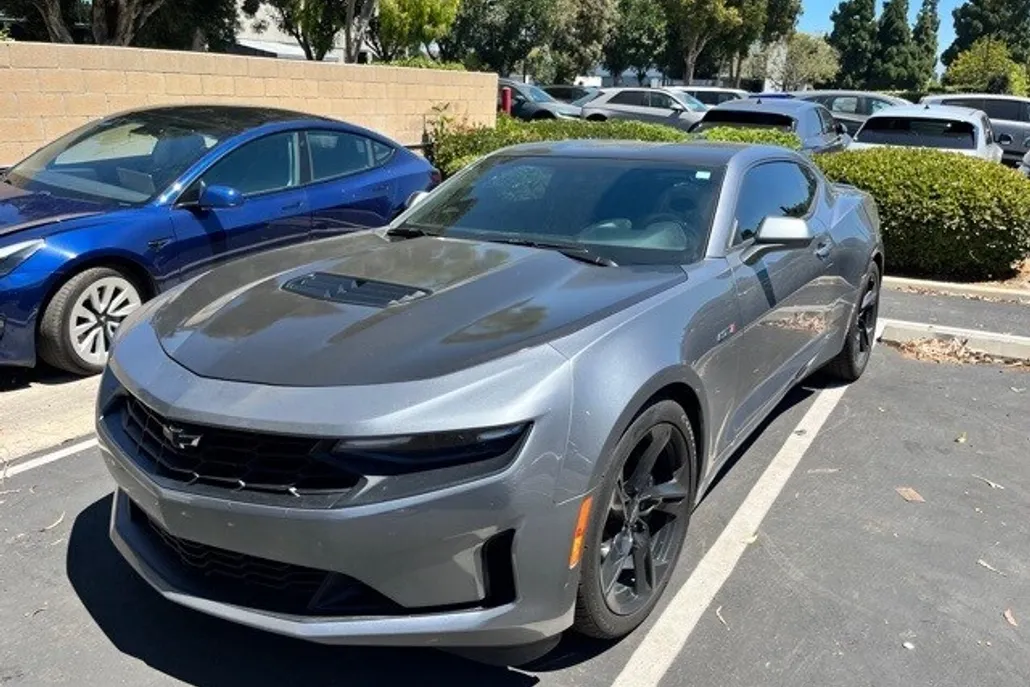2022 Chevrolet Camaro LT1 photo 1