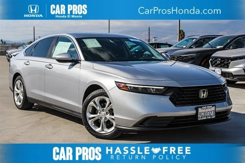 2023 Honda Accord LX photo 1