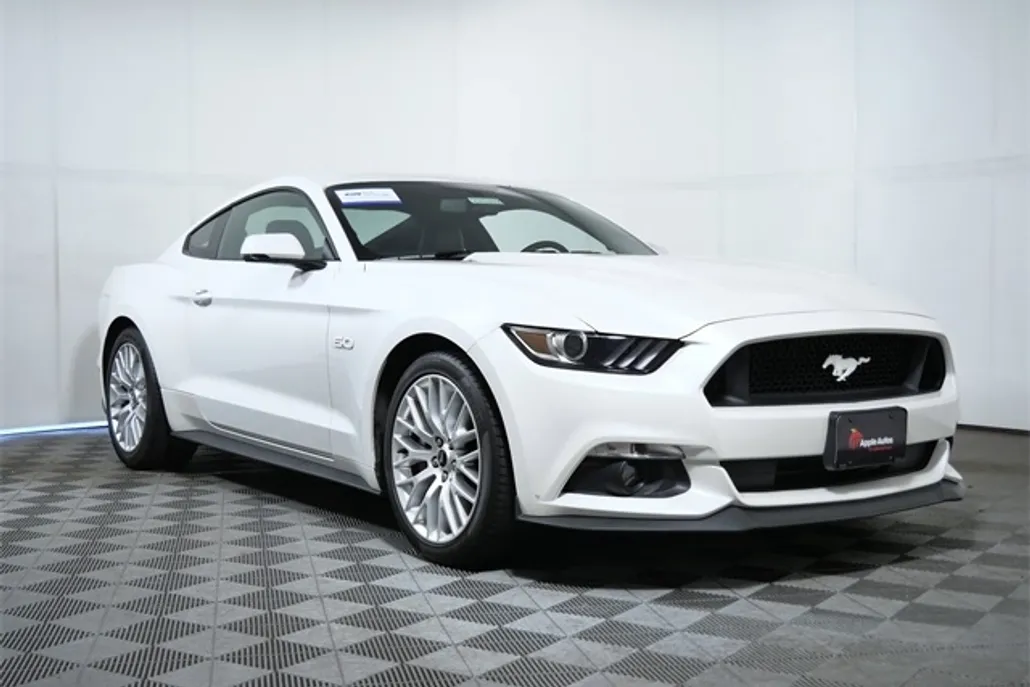2017 Ford Mustang GT Premium photo 1