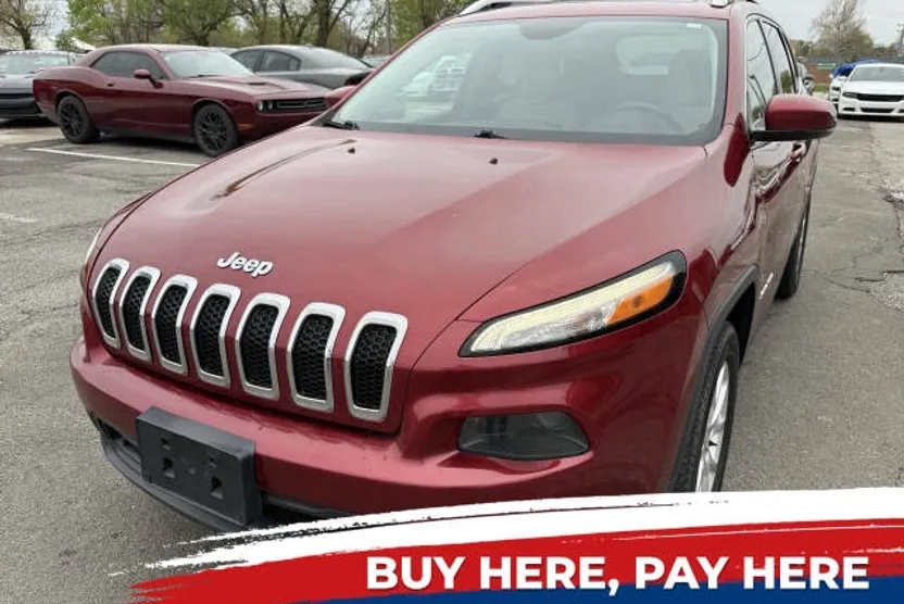 2016 Jeep Cherokee Latitude photo 1