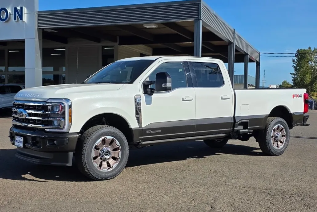 2025 Ford F-350 photo 1