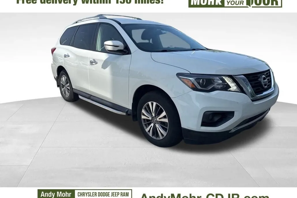 2020 Nissan Pathfinder SV photo 1