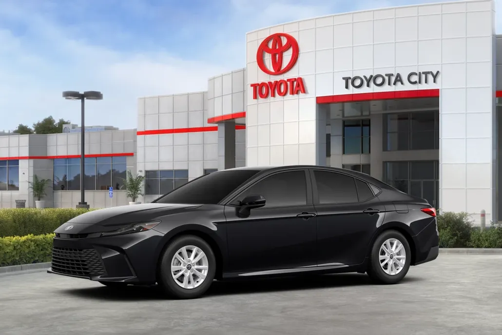 2026 Toyota Camry LE photo 1