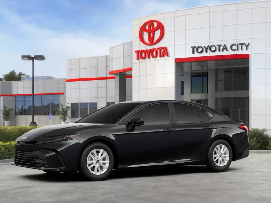 2026 Toyota Camry LE photo 1