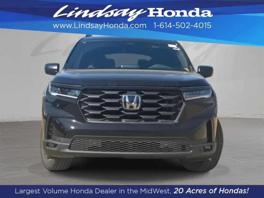 2025 Honda Pilot Sport photo 1