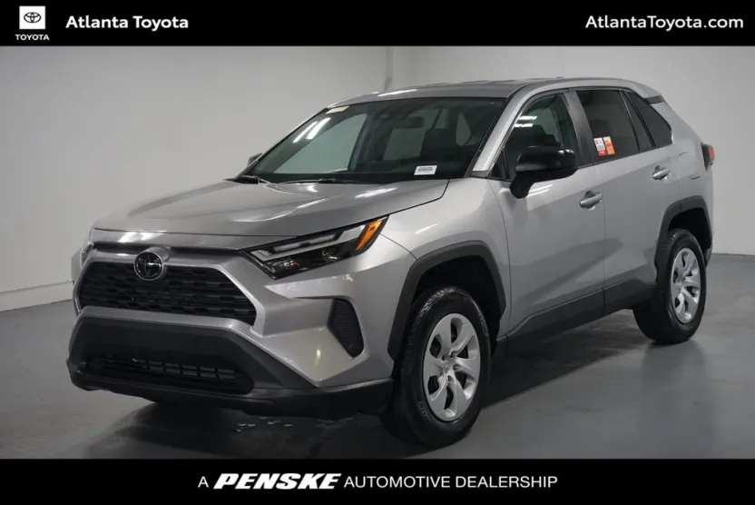 2023 Toyota RAV4 LE photo 1