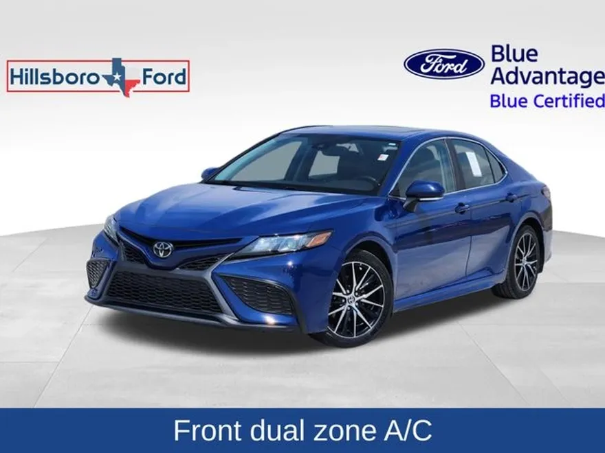 2023 Toyota Camry SE photo 1
