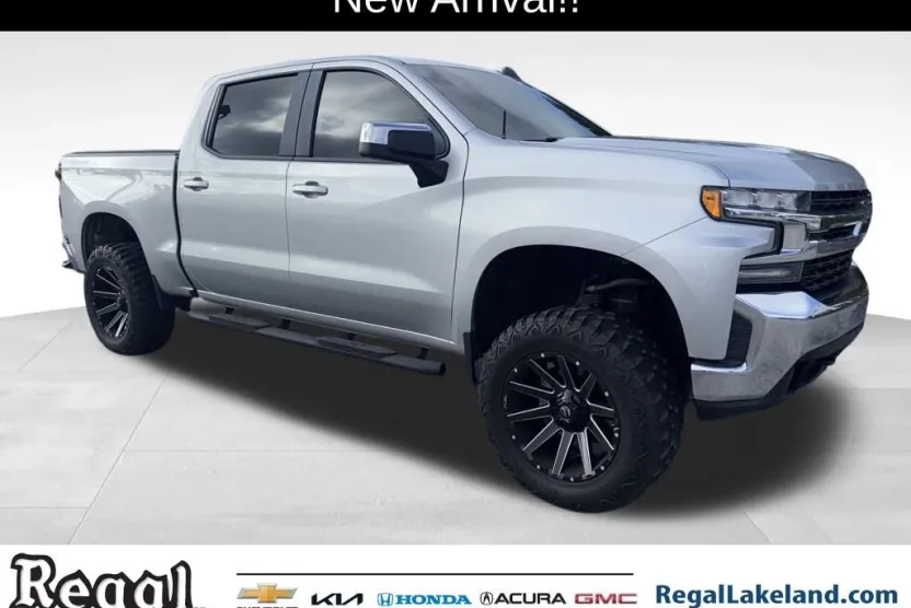 2020 Chevrolet Silverado 1500 LT photo 1