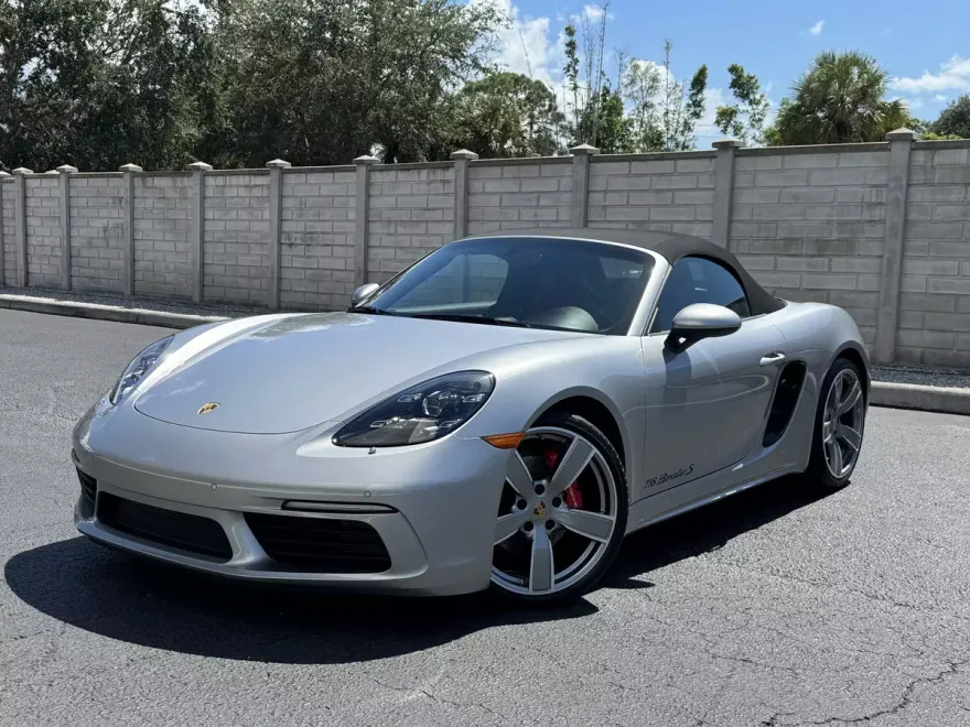 2025 Porsche Boxster S photo 1