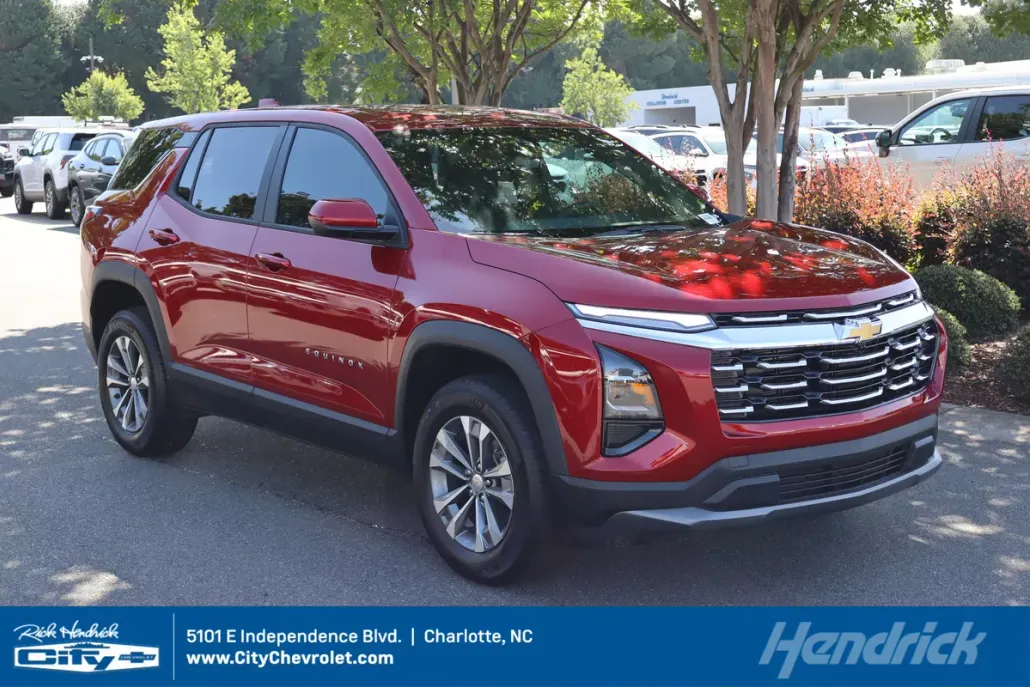 2026 Chevrolet Equinox LT photo 1