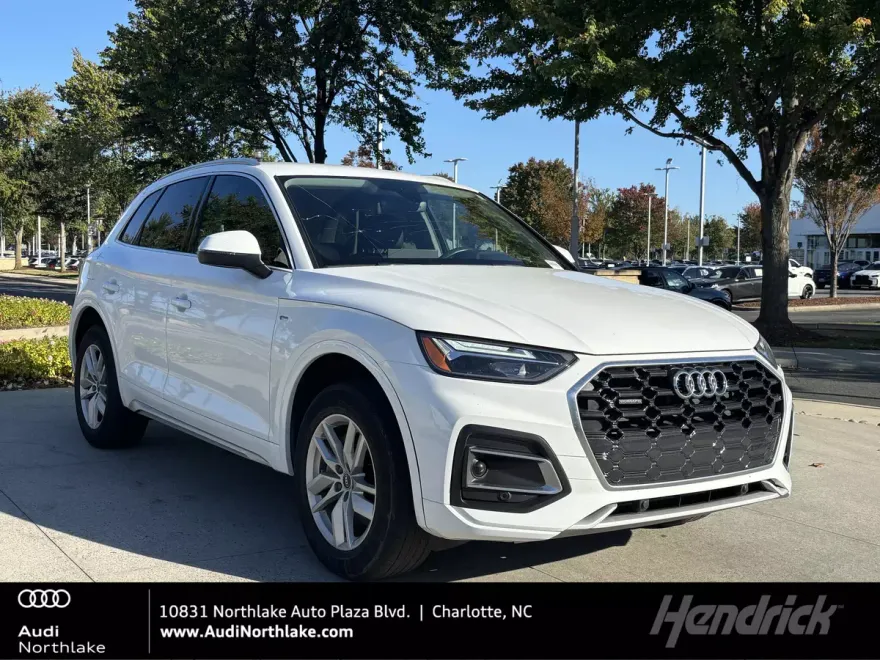 2023 Audi Q5 S line Premium photo 1