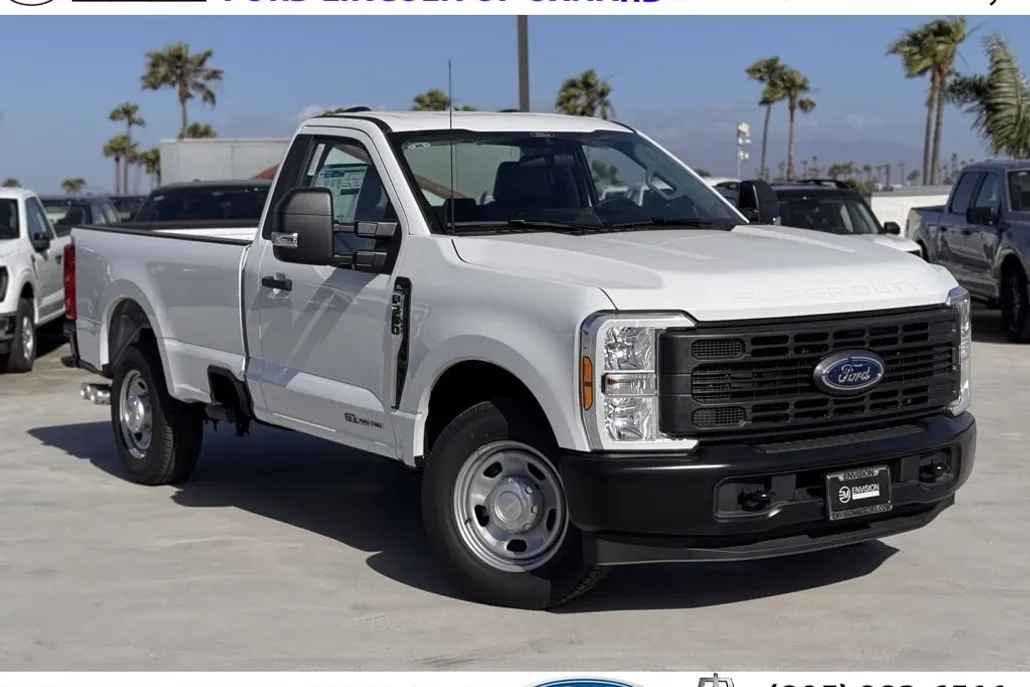 2025 Ford F-350 XL photo 1