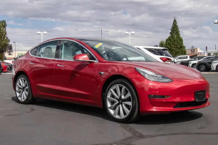 2018 Tesla Model 3 Performance photo 1