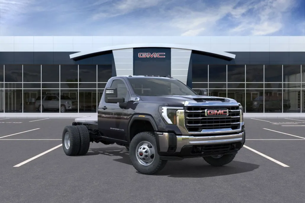 2025 Gmc Sierra 3500 HD Pro photo 1