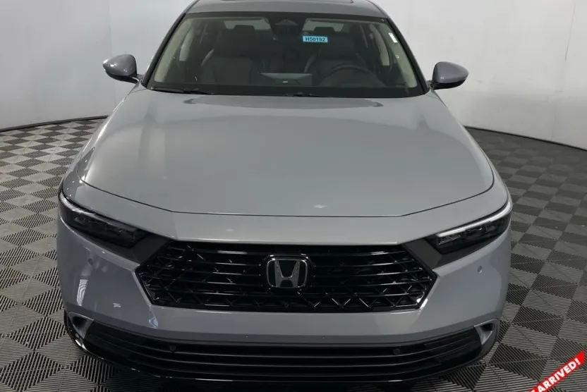 2025 Honda Accord Hybrid Touring photo 1