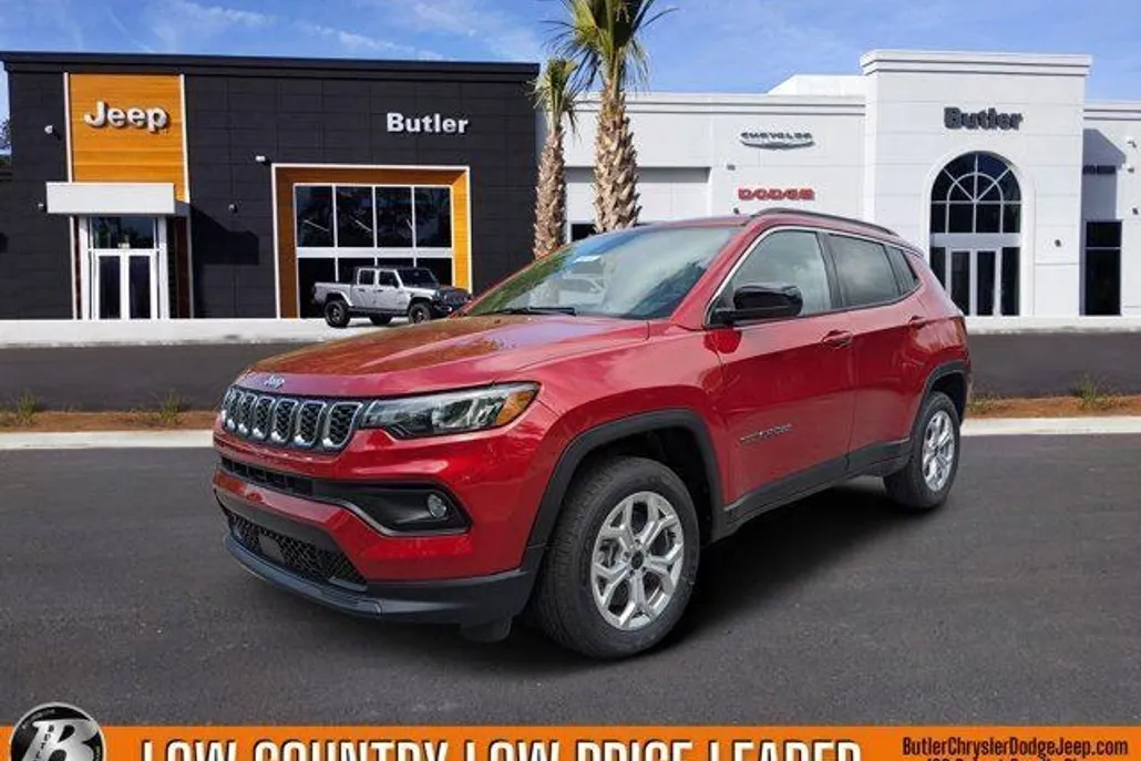 2025 Jeep Compass Latitude photo 1
