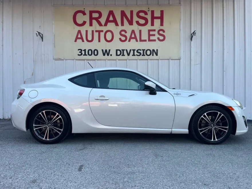 2013 Scion FR-S 10 Series photo 1