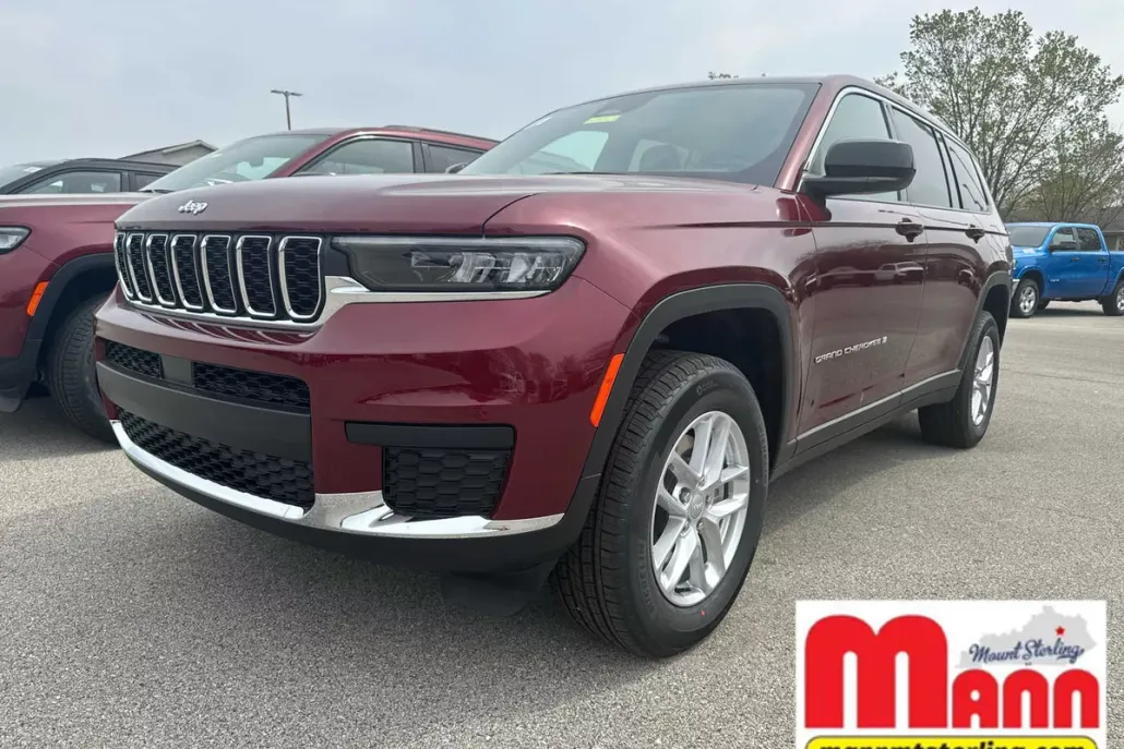 2025 Jeep Grand Cherokee Laredo X photo 1