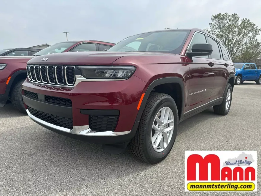 2025 Jeep Grand Cherokee Laredo X photo 1