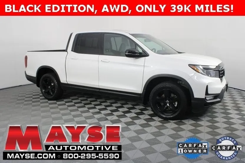 2023 Honda Ridgeline Black Edition photo 1