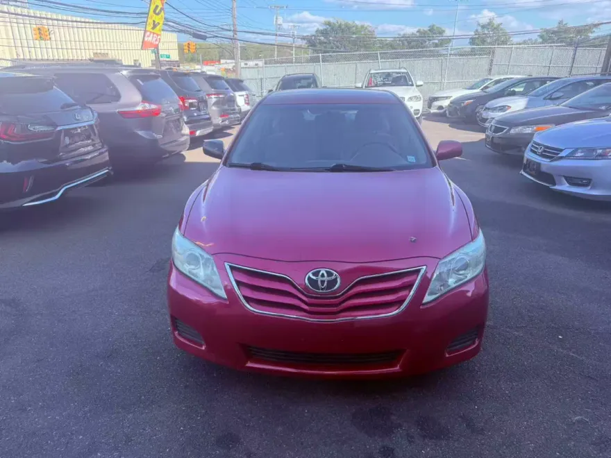2011 Toyota Camry Base photo 1