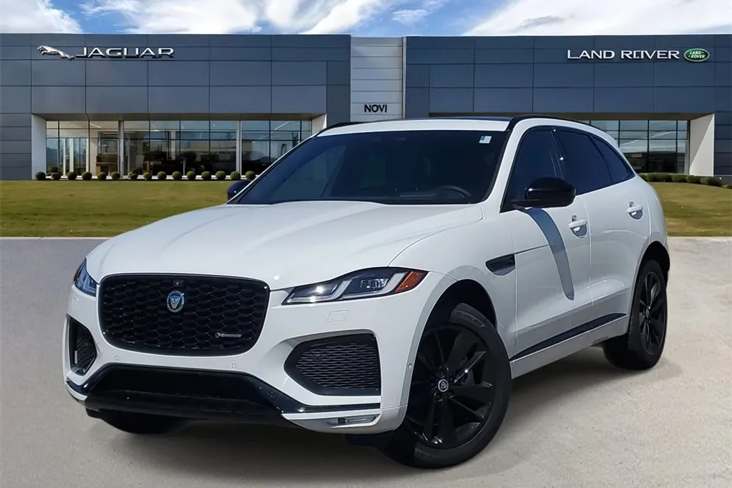 2025 Jaguar F-PACE P250 R-Dynamic S photo 1