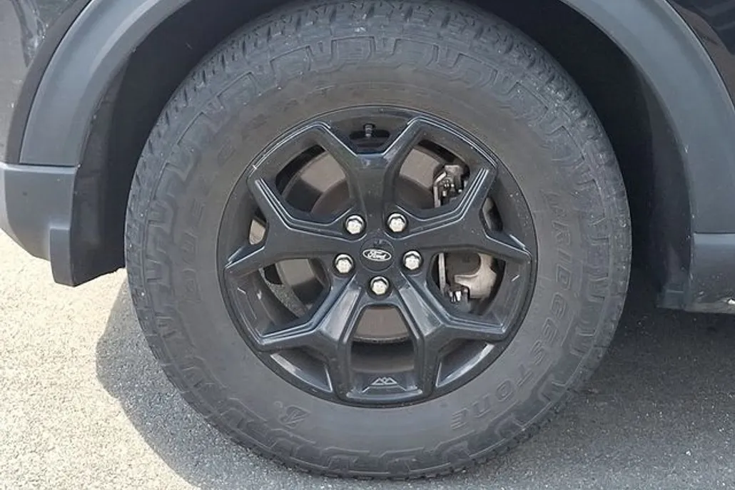 2022 Ford Explorer Timberline photo 1