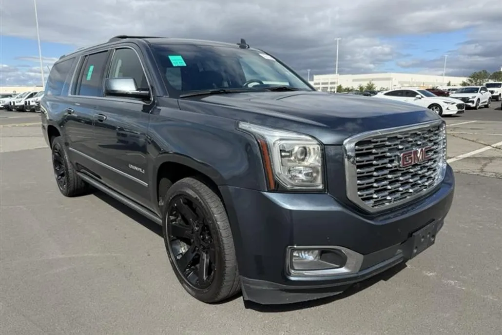 2019 Gmc Yukon XL Denali photo 1