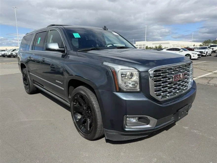 2019 Gmc Yukon XL Denali photo 1