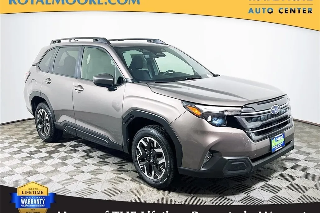 2025 Subaru Forester Premium Base photo 1